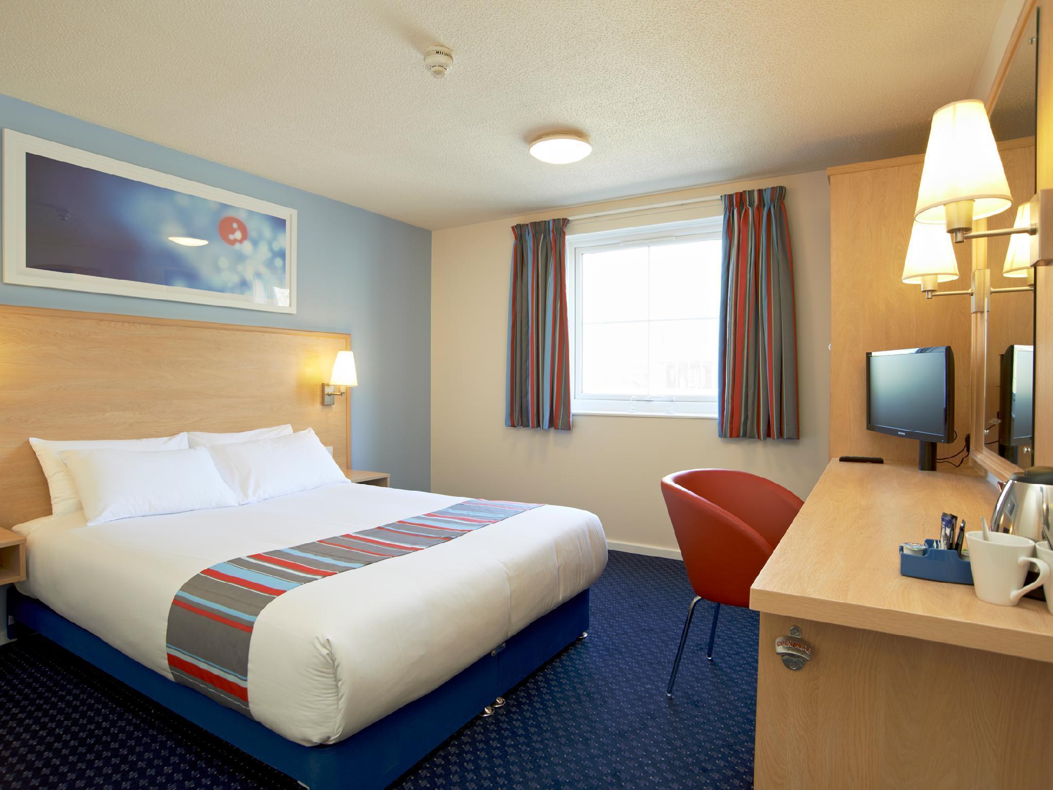 Travelodge Swansea Central Ngoại thất bức ảnh