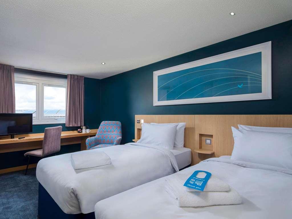 Travelodge Swansea Central Phòng bức ảnh