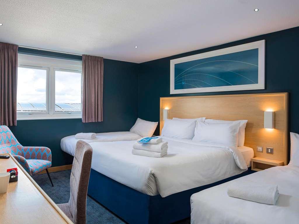 Travelodge Swansea Central Phòng bức ảnh