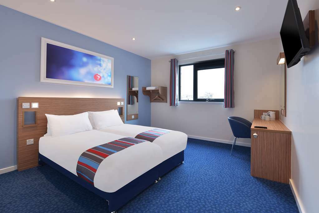 Travelodge Swansea Central Phòng bức ảnh